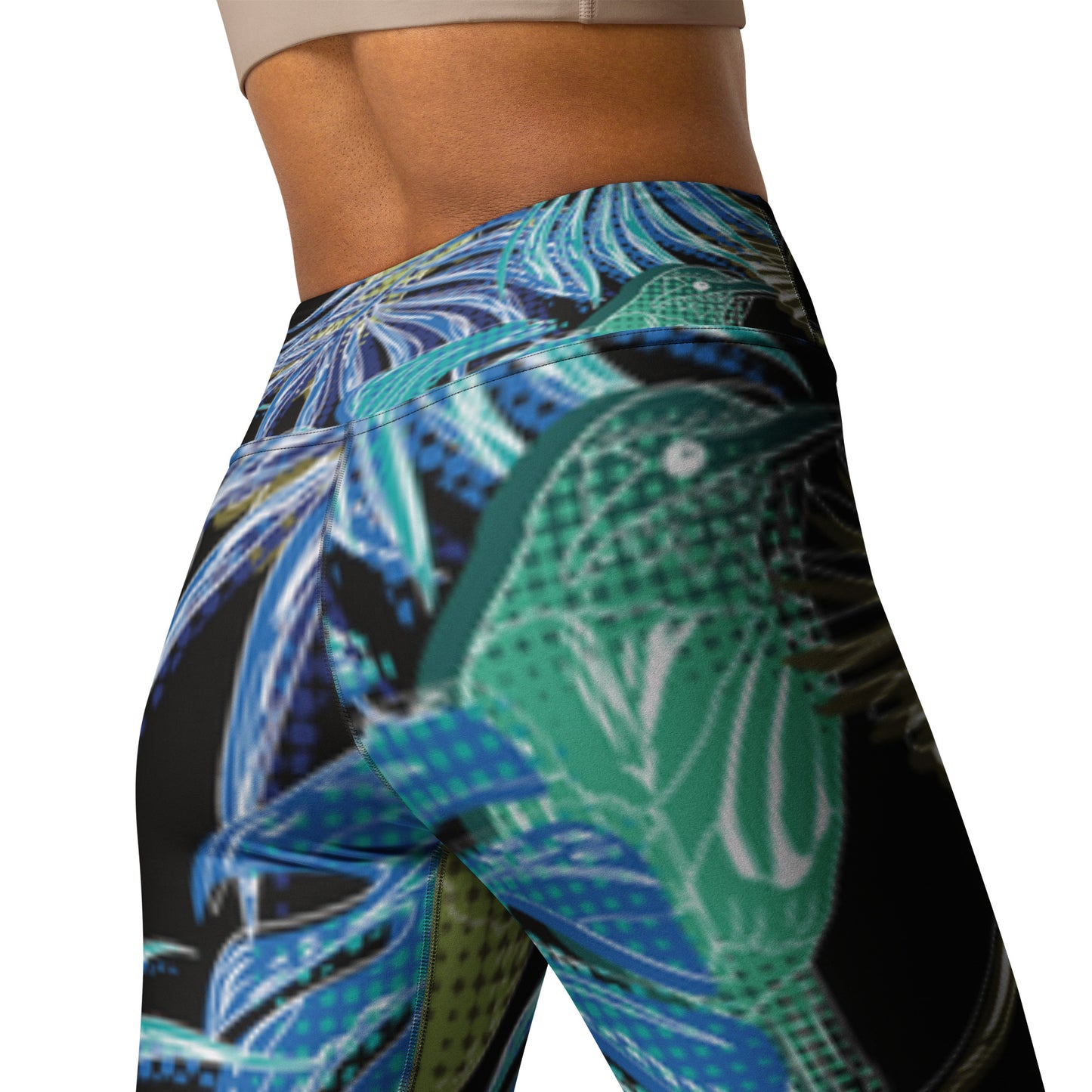 Birds in paradise Yoga Leggings