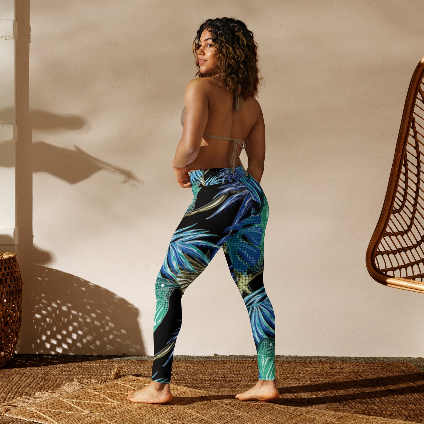 Birds in paradise Yoga Leggings