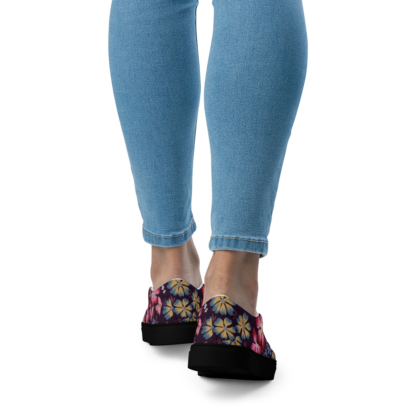Women’s slip-on canvas shoes