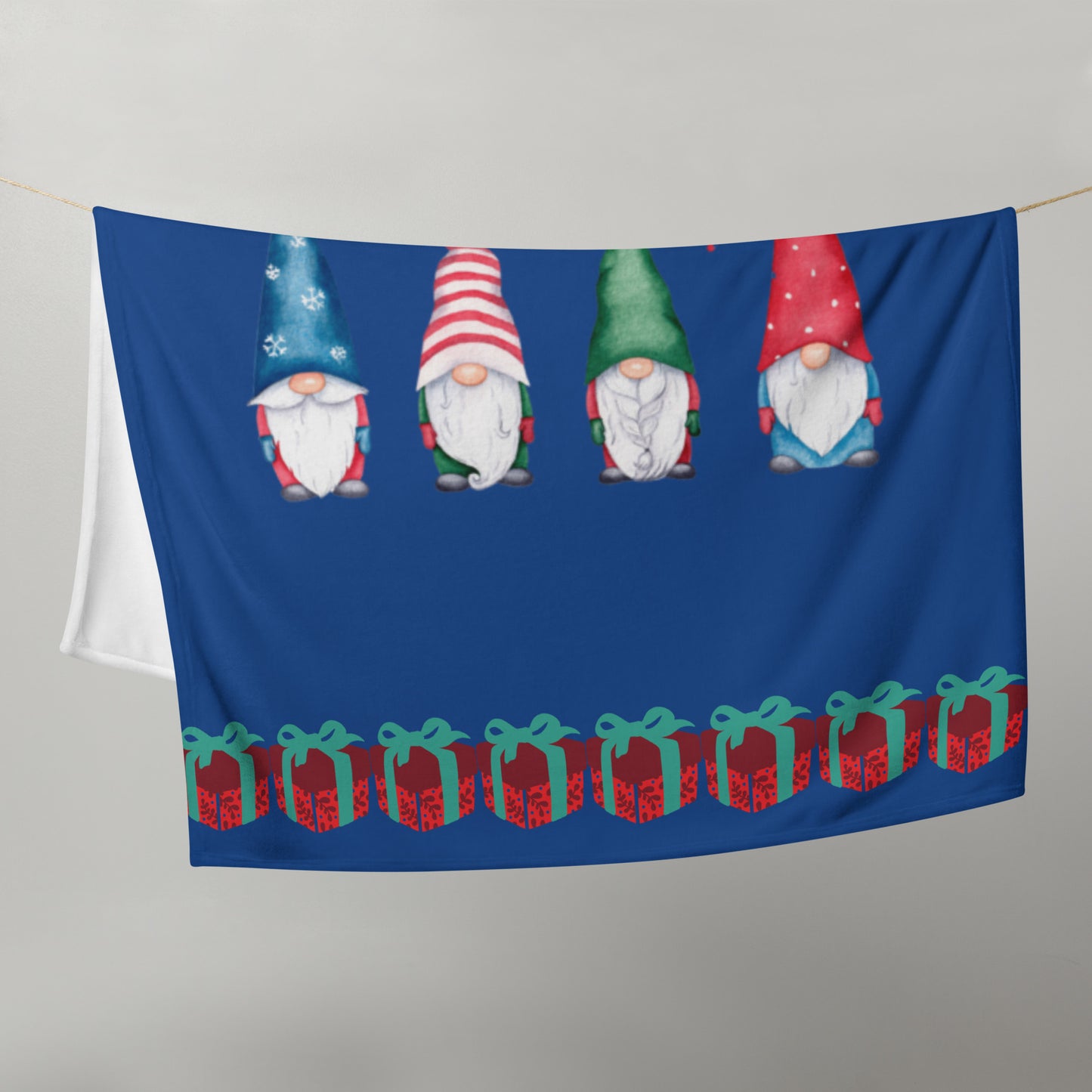 Movie time with my gnomies, throw blanket
